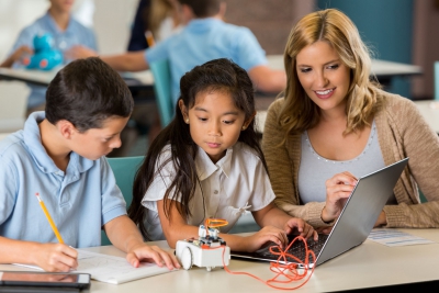 Enseñanza de robótica y programación Enseñanza de robótica y programación